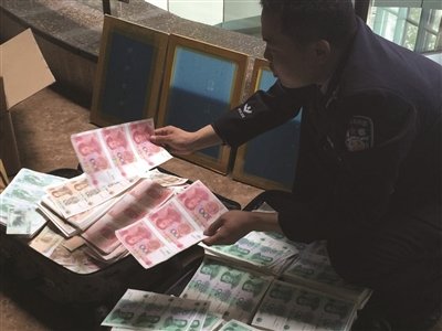 ����Т�У���ӡ�������ļٱҾ���ƭ���鳮���������������